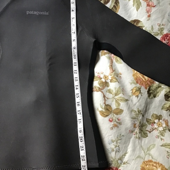Patagonia Neoprene Top - Picture 7 of 9